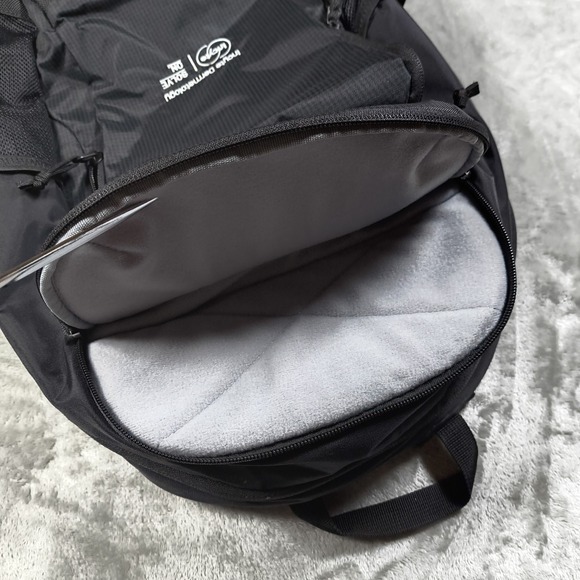Thule Achiever Backpack Black 15in Laptop Travel Commuter Padded 24L Capacity - Picture 15 of 16